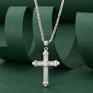 Collier Hip Hop en argent sterling 925 plaqué or avec pendentif croix rond à 1 diamant taille brillant pour femmes et hommes - Product Image 1