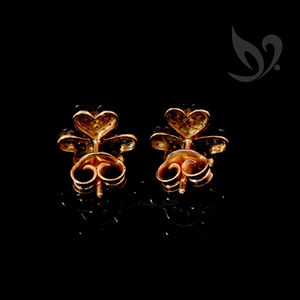 ต่างหูสตั๊ดรูปดอกไม้ประดับเพชร CZ 0.50CTW | ต่างหูวิดพื้นหลังแบบกดลายดอกไม้สีเงินสีทอง | งานแต่งงานของเจ้าสาว - Product Image 3