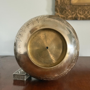 Jarrón Alto de Metal de Aluminio de Diseño Indio, Hecho a Mano, Estilo Costero, Dorado, para Restaurantes y Hoteles - Product Image 4