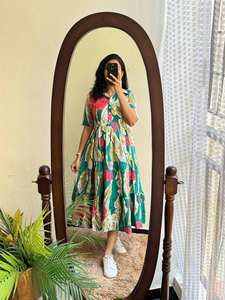 Hermoso vestido de verano con estampado floral - Product Image 5