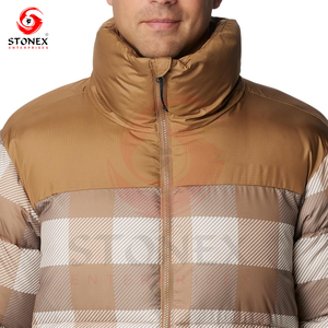 Veste d'hiver super chaude pour hommes, mode décontractée, veste d'hiver sur pied, veste tricotée teinte unie - Product Image 1