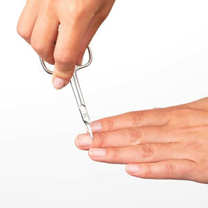 Ciseaux de beauté Maquillage Manucure Ciseaux à ongles Extra Fine Lame tranchante Lames incurvées en acier inoxydable Ciseaux à cuticules pour ongles - Product Image 3