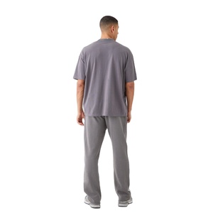 Pantalones de chándal holgados de pierna ancha personalizados Pantalones de gran tamaño de peso pesado Pierna recta Más populares y demandados en todos los colores para la venta - Product Image 2