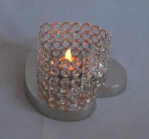 Candelabro de Metal de 4 Brazos de Diseño Nuevo, Calidad Sostenible, Más Vendido, Soporte para Velas Grabado a Mano - Product Image 6