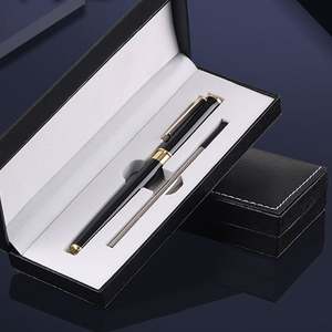 Nouveauté - Stylo à encre gel noir en métal avec logo personnalisé - Product Image 1