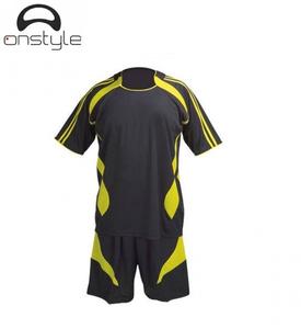 เสื้อฟุตบอลที่กำหนดเองในคุณภาพสูงสุด - Product Image 1