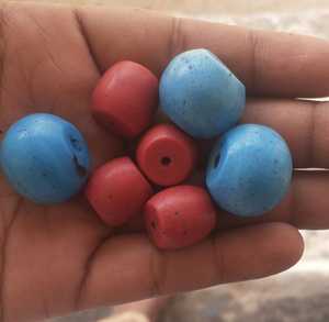 Grosses perles de verre sur le thème vintage au look ancien sur mesure adaptées aux créateurs de bijoux tribaux et autochtones - Product Image 5