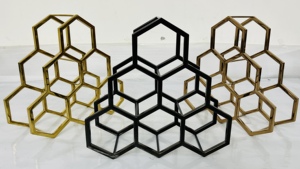 Étagère décorative en verre à cadre en métal minimaliste moderne Étagère à épices de conception simple Étagère à épices nouvellement support de stockage - Product Image 5