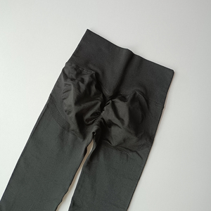 กางเกงเลกกิ้งออกกำลังกายเล่นโยคะไร้ตะเข็บกางเกงยกก้นเอวยางยืดสำหรับผู้หญิงเลกกิ้งเล่นฟิตเนสโยคะ - Product Image 4