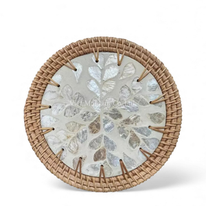 Salvamanteles de Nácar con Ratán Ofrecido a un Precio Razonable para Pedidos al por Mayor desde Vietnam - Product Image 1