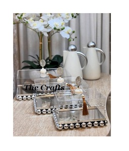 Plato de Servir de Mármol con Diseño Exclusivo y Cúpula Acrílica, Tamaño y Forma Personalizados, Calidad Superior para Uso en el Hogar y Hoteles, Logotipo Personalizado - Product Image 3