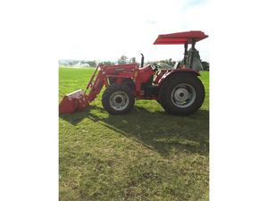 TRACTOR CARGADOR MAHINDRA 1626 DE ALTO RENDIMIENTO, 25.9HP, 4X4, MOTOR DIÉSEL DE 3 CILINDROS, TRANSMISIÓN HIDROSTÁTICA DE 3 RANGOS, EN VENTA - Product Image 3