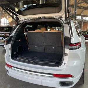 SUV 4x4 Mediano 2024, Caja de Cambios Automática, Volante a la Izquierda, Interior Oscuro, R18, Combinación de Elegancia, Comodidad y Rendimiento Todoterreno Robusto - Product Image 2