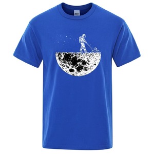 Los astronautas aprecian el ambiente lunar, camisetas con estampado divertido para hombres, ropa holgada de gran tamaño, camiseta suave de algodón de verano - Product Image 4