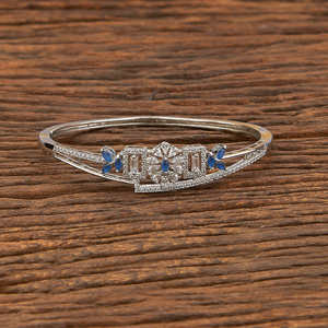 เทียมโรเดียมชุบเทียมเทรนด์เซ็ตเตอร์คลาสสิก Cz Kada ผู้ค้าส่งเครื่องประดับในอินเดีย - Product Image 3