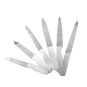 Lima de esmalte de uñas de acero inoxidable curvo Herramienta de metal de manicura personal con uso cómodo para los dedos - Product Image 3