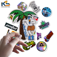 Autocollants en vinyle PVC imprimés UV couleur personnalisée, design de logo, autocollants adhésifs imperméables, respectueux de l'environnement, découpés à la forme, décalcomanies murales de haute qualité