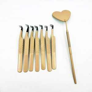 Pinzas Profesionales para Pestañas de Acero Inoxidable Morado Antimagnéticas de Marca Privada Personalizadas, Mango en Forma de Corazón, Agarre de Fibra para Pestañas - Product Image 3