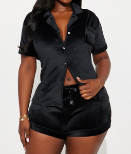 Femmes personnalisable 2025 hiver mode couleur unie décontracté Jogging deux pièces ensemble velours tricot fermeture éclair à capuche Shorts OEM - Product Image 4