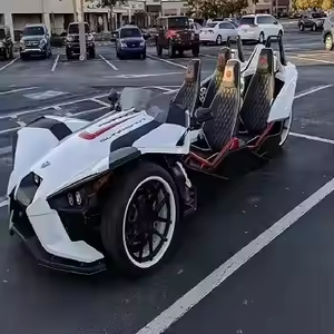 Compra Polaris Slingshot 2022/23 de 4 Plazas con Conducción Automática, Excelente Estado, Listo para Usar, Herramienta de Ensamblaje Industrial - Product Image 3