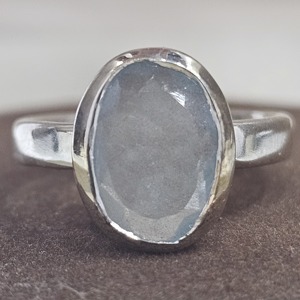 แหวนพลอยอความารีนสำหรับผู้หญิง925เงินสเตอร์ลิงประดับรูปวงรีดีไซน์แฮนด์เมดไม่เหมือนใคร - Product Image 2