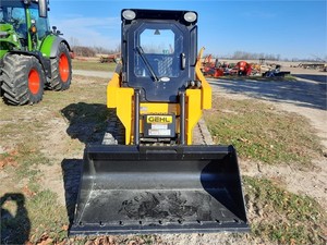 Gehl RT105 Yellow Skid Steer Loader Crawler Loader Compact <b>Track</b> Loader with Front Bucket for Farm Construction For Sale - Product Image 5