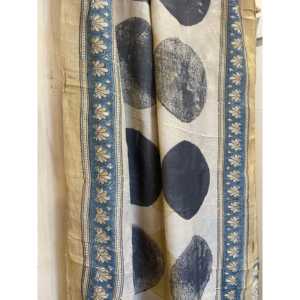 Écharpe en soie Tussar Ajrakh, motif imprimé à la main, design ethnique, couleur moutarde, longue, en satin sergé, pour l'été et l'hiver - Product Image 1