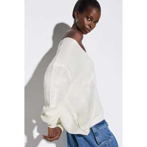 Suéter de punto con cuello en V - Product Image 3