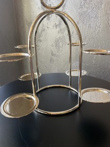 ชั้นวางเค้กเงินเจ็ดชั้น เหมาะสำหรับงานจัดเลี้ยง งานปาร์ตี้ ใช้เสิร์ฟของหวาน โชว์ขนม และขนมอบ ขายส่งจากอินเดีย - Product Image 3