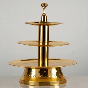 Plato de servicio de tres niveles de Metal de tendencia industrial para una decoración de comedor elegante de calidad perfecta - Product Image 1