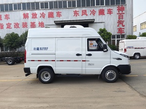 Nouveau <span class=keywords><strong>camion</strong></span> <span class=keywords><strong>frigorifique</strong></span> diesel manuel Eveco à essieu court et toit surélevé - Product Image 5