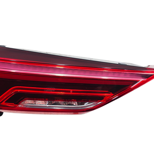FEU STOP ARRIÈRE GAUCHE INTEGRÉ À LA PORTE AUDI Q3 Série (F3B) 83A945093C (18>) - Product Image 6