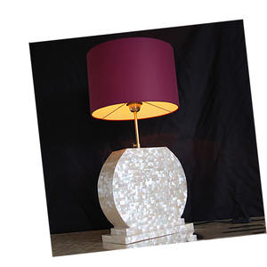 Lámpara de Concha Blanca con Perla, Motivo de Joyería de Concha Marina, Mosaico, Estilo Feng Shui y Amor, Pulida, para Mesa, Tamaño 30*14*55 cm - Product Image 2