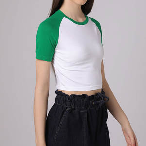 เสื้อยืดครอปไซส์ใหญ่ทำจากโรงงานสำหรับผู้หญิงเสื้อครอปแบบเกาหลีเสื้อผ้าลำลองฤดูร้อนพร้อมโลโก้ด้านหน้า - Product Image 2