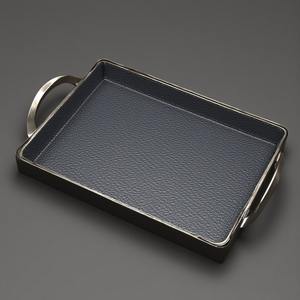 Bandeja de cuero contemporánea con construcción robusta y artesanía de diseño elegante para aplicaciones decorativas y funcionales versátiles - Product Image 6