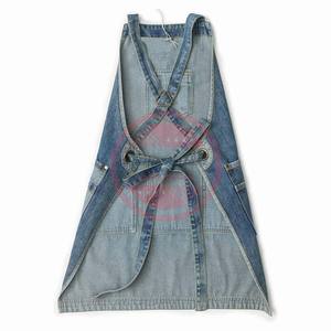 High Quality Denim Salon Apron Barber Aprons with Customized Logo - Product Image 3