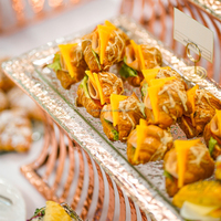 Présentoir de Buffet de Luxe en Acier Inoxydable Or Rose XINGPAI pour Hôtels – Support à Gâteaux et Desserts, Rehausseurs Alimentaires pour Buffet