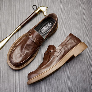 Zapatos Brogue de Gamuza Suave con Bordes Perforados y Suela Ligera, Zapatos Casuales para Hombre, Zapatos de Moda - Product Image 2