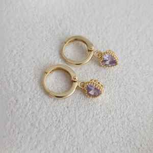 Boucles d'oreilles créoles vintage en argent sterling 925 plaqué or 14 carats avec charme en forme de cœur violet améthyste clair, bijoux de mariage et de fête - Product Image 4