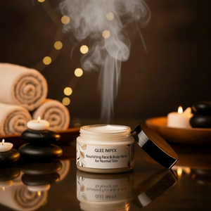 Mascarilla Facial y Corporal Nutritiva Orgánica para Piel Normal |   Cuidado de la Piel Herbal Hidratante para una Piel Suave y Radiante, Tamaño de Viaje - Product Image 4