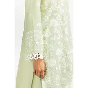 Ensemble coordonné brodé vert en mousseline de soie 2 pièces pour femme, tenue printemps/été, longueur au-dessus du genou, taille XS - Product Image 1