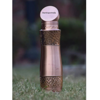 Bouteille d'eau potable en cuivre pur design martelé poli brillant récipient en cuivre conscient de la santé taille personnalisée pour l'école de bureau