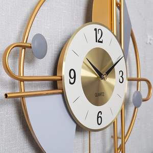 Reloj de pared decorativo abstracto geométrico metálico Multicolor moderno para sala de estar diseñador elegante regalo de boda y Aniversario - Product Image 6