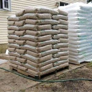 Briquettes de granulés de bois de qualité supérieure 100% fibres de bois pour le commerce en gros - Product Image 2