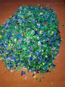 Qualité fraîche clair lavé à chaud PET bouteille ferraille recyclé en plastique Pet flocons fibre usine approvisionnement pas cher prix pour les profils - Product Image 3