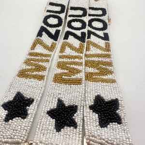 Cutest Handmade Beaded Strap <b>Cross</b> <b>Body</b> <b>Purses</b> all Color & Size Available in india by mohsin handicraft - Product Image 1