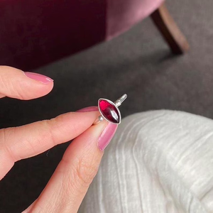 แหวนเงินแท้ 925 ประดับพลอยโกเมนทรงมาร์ควิส  สำหรับเดือนมกราคม  งานแฮนด์เมด ราคาโรงงาน - Product Image 6