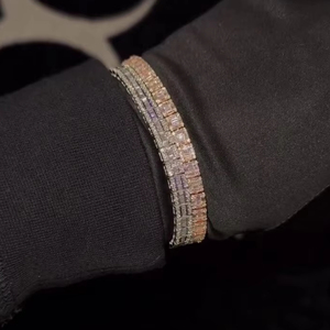 Bracelet de luxe en or massif 10 carats couleur E taille baguette certifié EGL Bracelet en diamant bicolore jaune rose - Product Image 2