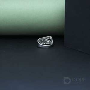 Superbe bague unisexe en moissanite fantaisie multi-formes, designs uniques et brillants en acier inoxydable, certifiée IGI, idéale pour les mariages et les fêtes. - Product Image 4