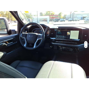 Chevrolet Silverado 3500HD LT 2024, Cabina Doble, Tracción en las Cuatro Ruedas, Volante a la Izquierda, Asientos de Cuero Oscuro, Neumáticos R19, Techo Solar Automático, 5 Bolsas de Aire, Halógeno - Product Image 2